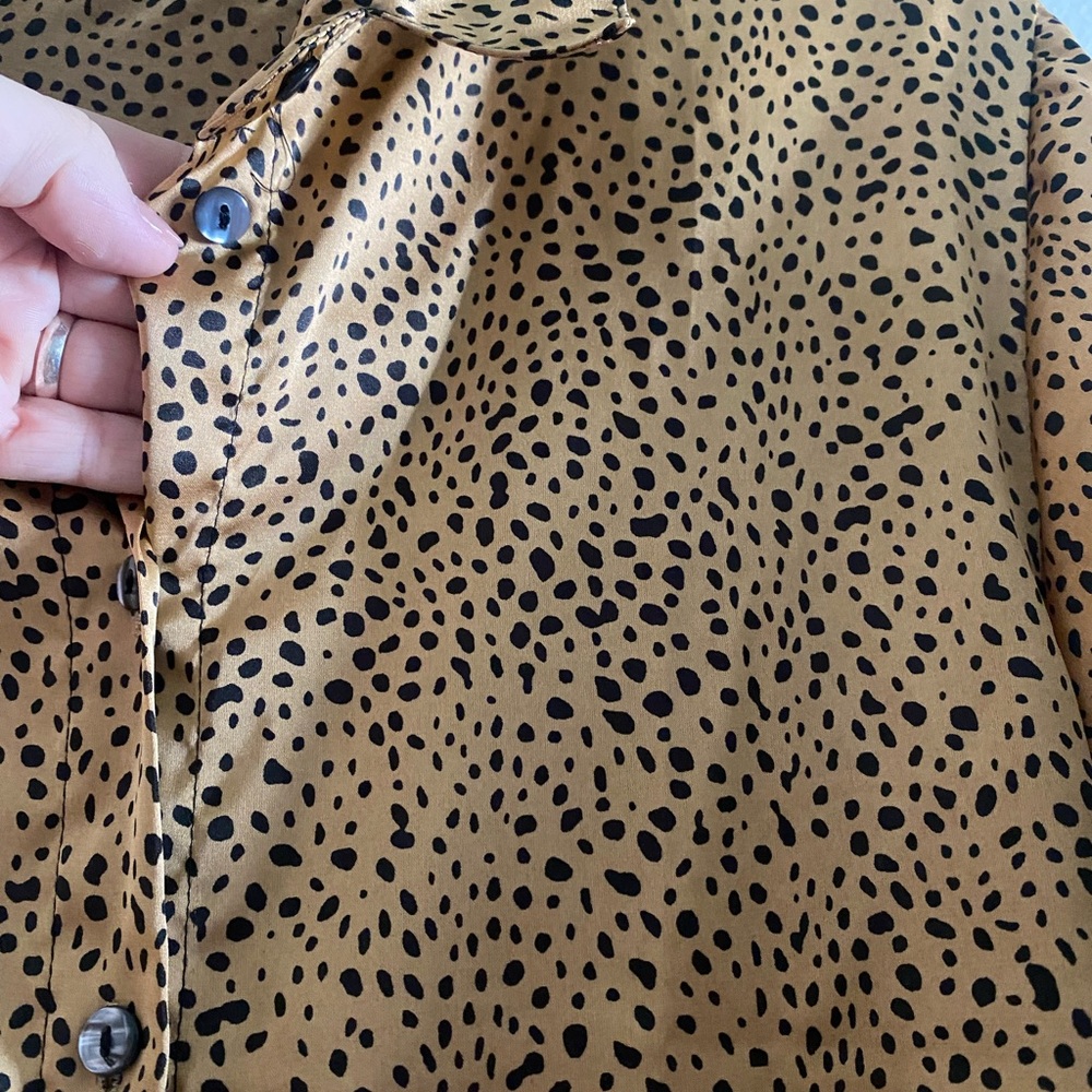 Animal print button shirt, silk effect, size M